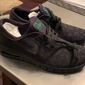 Nike Men’s Stefan Janoski Sneakers Size 9